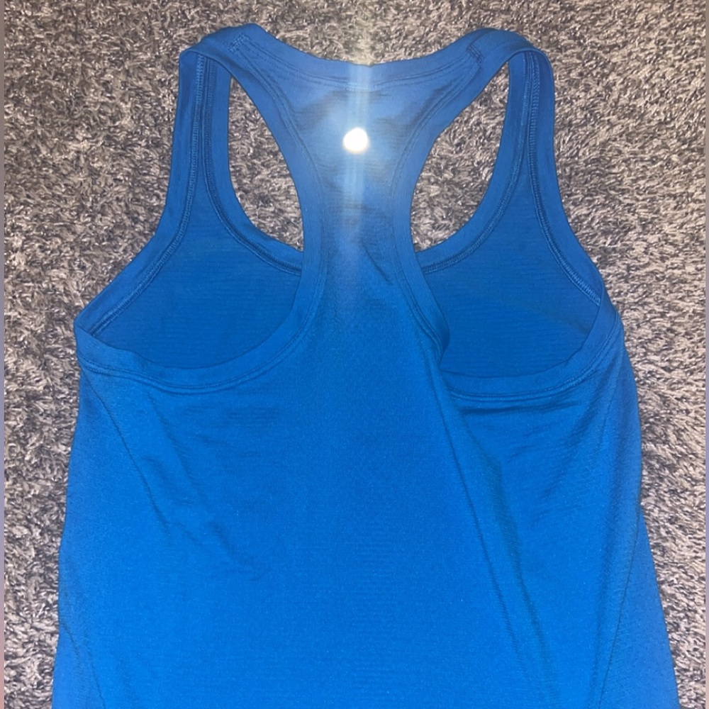 Lululemon Poolside Swiftly Tech Racerback Tank in Race Length
